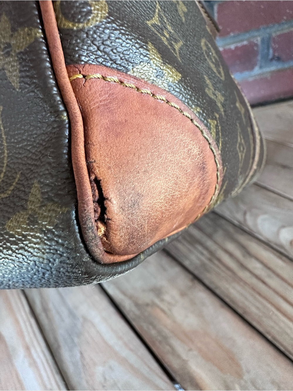 Vintage Louis Vuitton Brown Monogram
Porte Documents Voyage - Picture 9 of 16